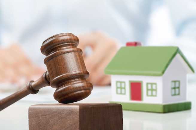 Sprzedaż domu, służebność mieszkania, nieodbieranie pism sądowych