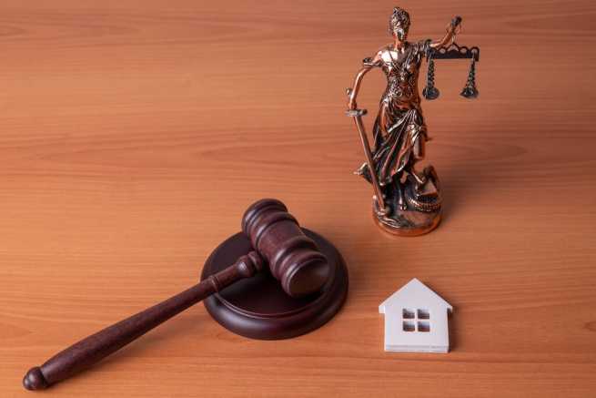 Podział majątku po rozwodzie a spłata kredytu przez jednego z małżonków, rozliczenie nakładów